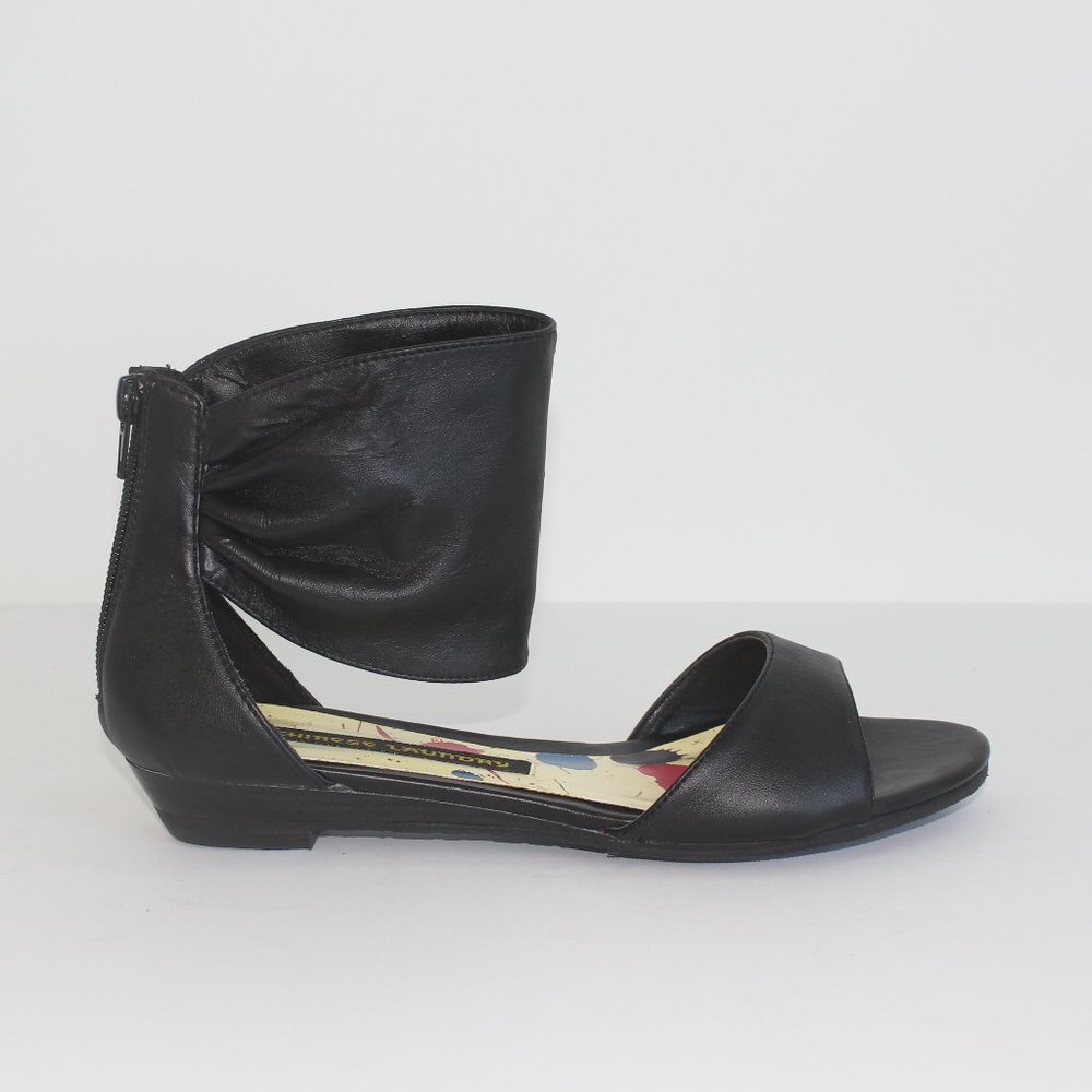 Chinese Laundry flat sandals black leather size 7